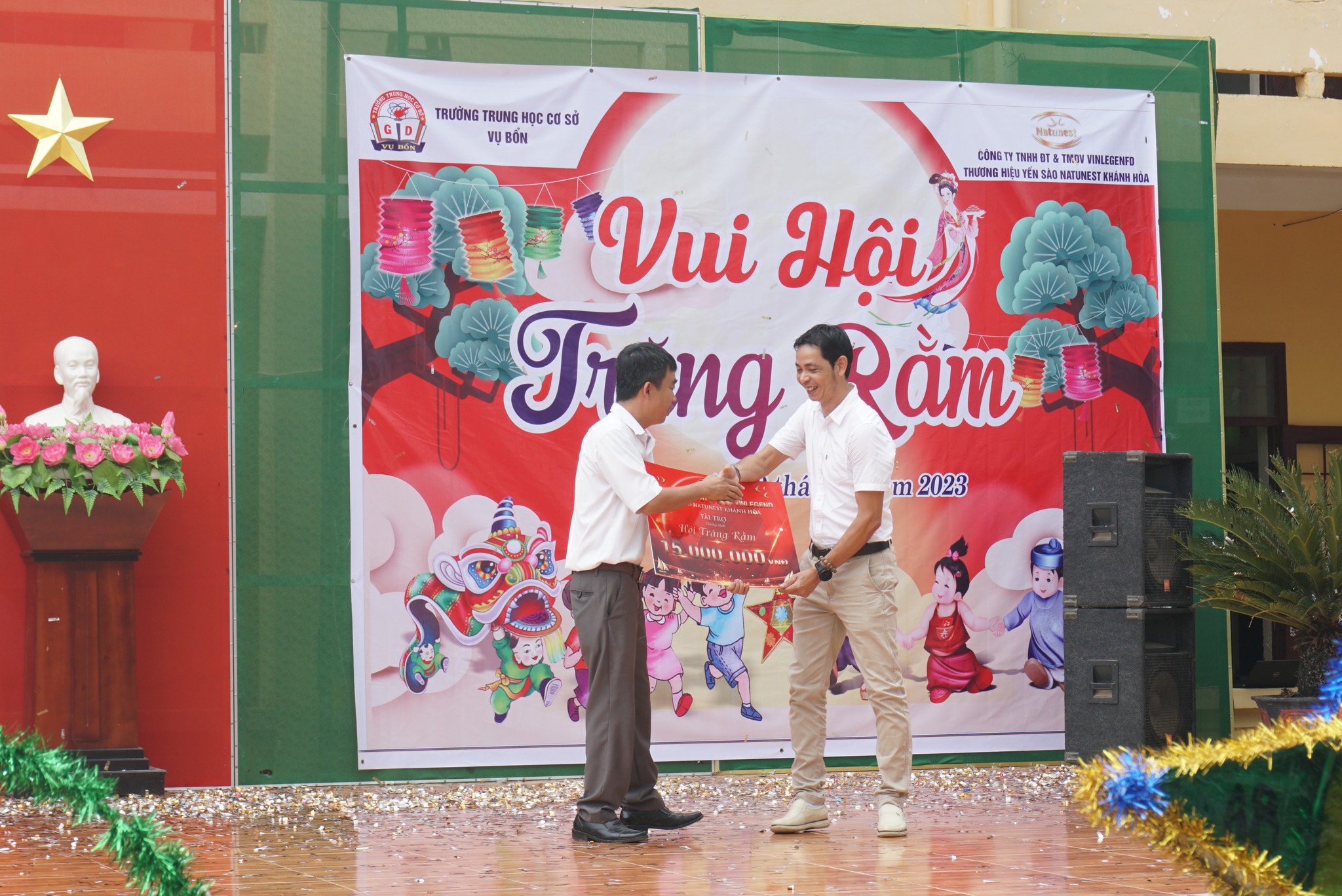 Natunest hỗ trợ chi phi giáo dục cho trường THCS Vụ bổn - Đắk Lắk